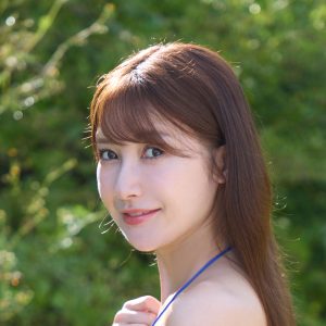 “謎の美女”から“妖艶美女”へ…8年9カ月ぶりの復活で大人の魅力があふれ出る