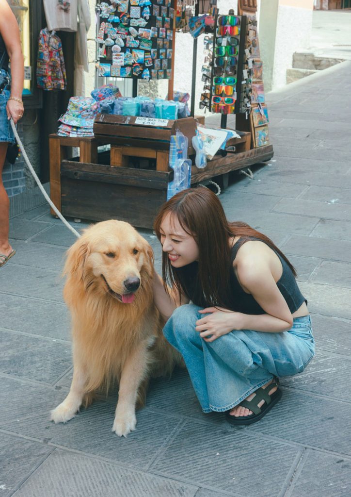 乃木坂46・梅澤美波2nd写真集『透明な覚悟』(光文社)セブンネットショッピング限定版裏表紙