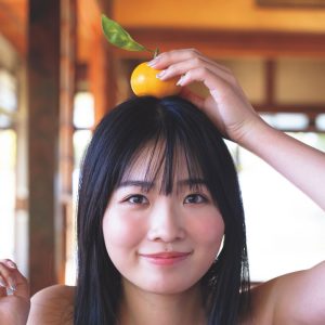 真っ白なモチモチ肌…秋田生まれ＆秋田育ちの新星『週プレ』初登場