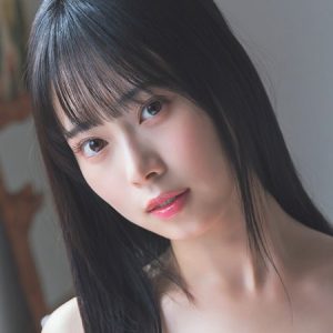 NMB48龍本弥生『週プレ』に登場！まぶしすぎる美スタイルを披露
