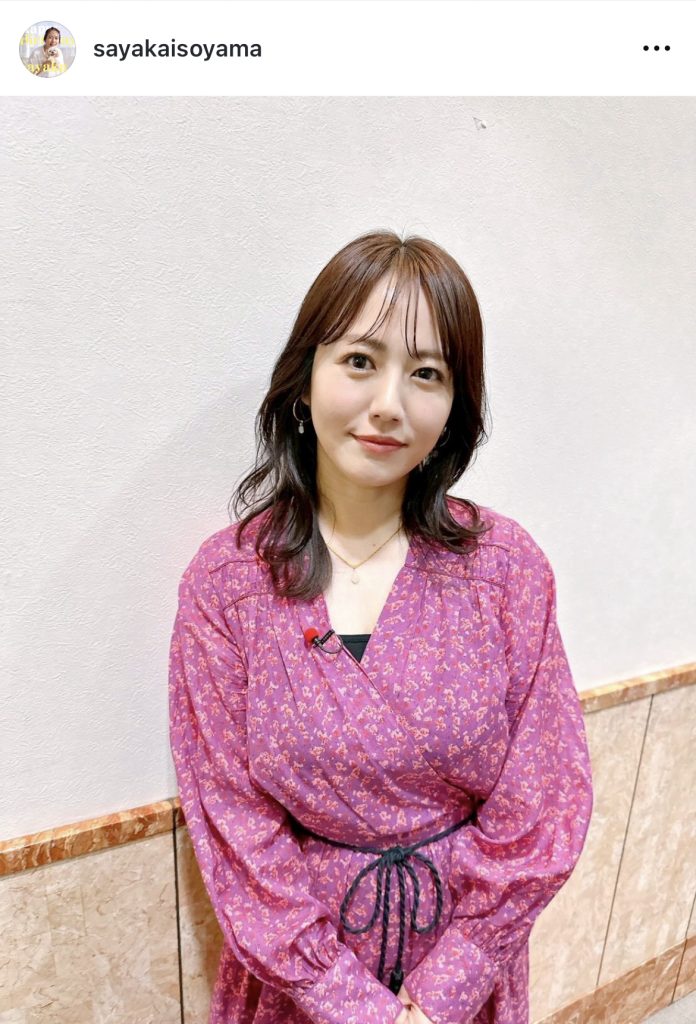 磯山さやかが出演番組での衣装姿を公開した