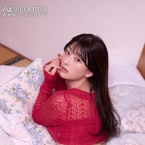 元アイドルが魅せる最新作…あざとかわいい姿に“全BETしたくなる”