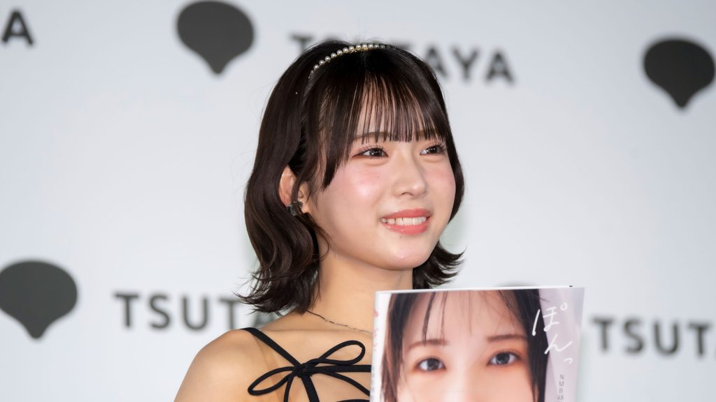 NMB48・芳賀礼1st写真集『ぽんっ』出版記念取材会より