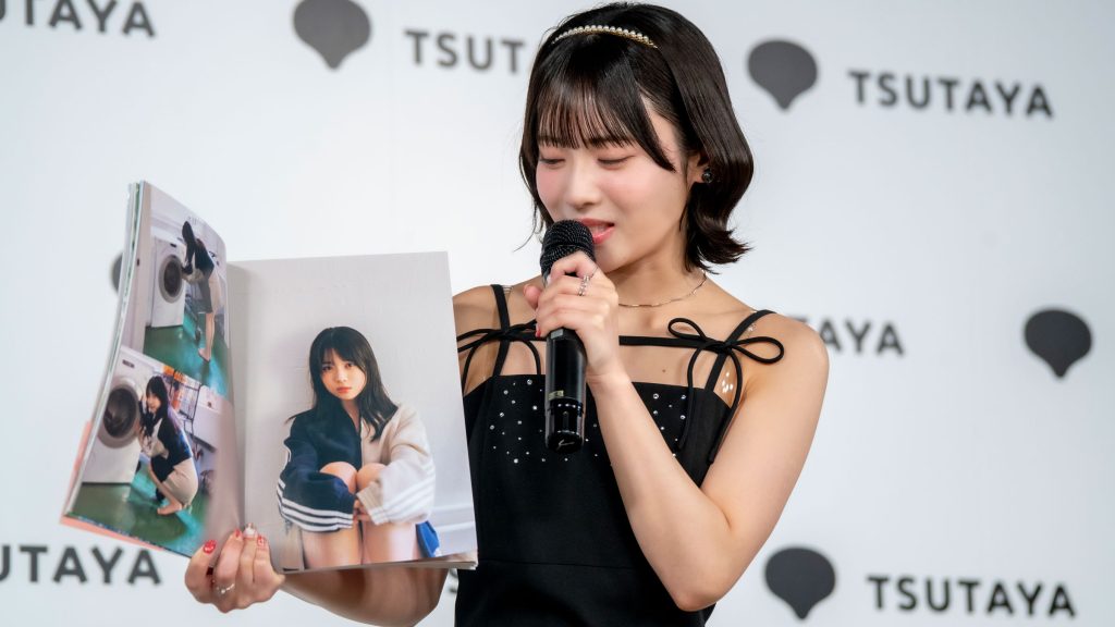 NMB48・芳賀礼1st写真集『ぽんっ』出版記念取材会より