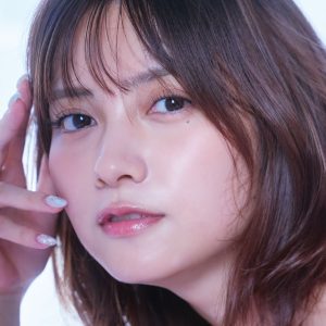 桃月なしこ、美バストこぼれるビキニ×サングラスで夏を先取り「なしこたそキレイ」「ポーズも表情もとても良い」「これは人間国宝」