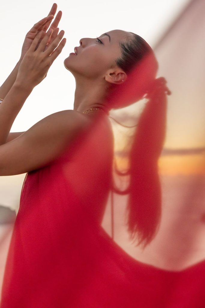 沢尻エリカ写真集『DAY OFF』撮影/渕本健太郎