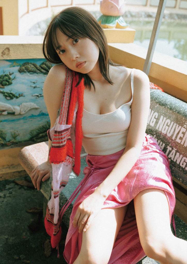 木﨑ゆりあ3rd写真集『アップデート中』