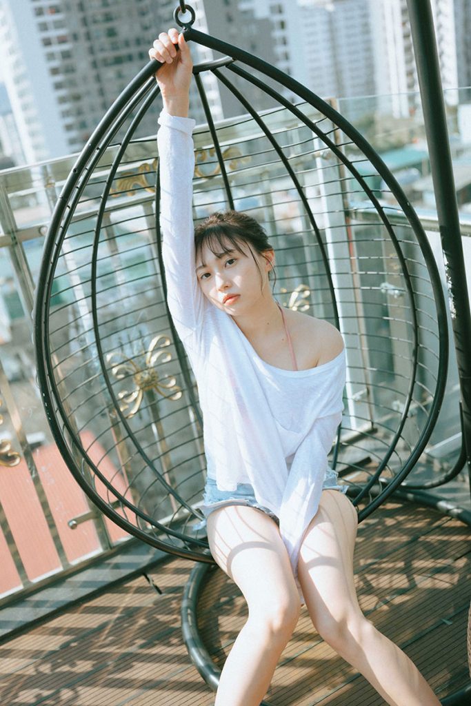 木﨑ゆりあ3rd写真集『アップデート中』