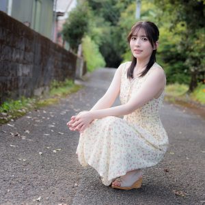 清楚な仮面を脱ぎ捨てて…元AKB48メンバー、自慢の肢体が躍動する“二人の秘密”