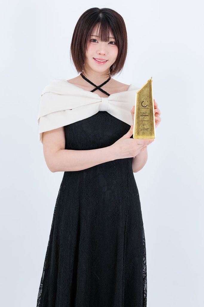 『第3回トップカバーアワード』を受賞したえなこ