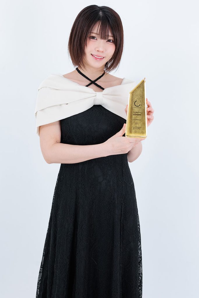 『第3回トップカバーアワード』を受賞したえなこ