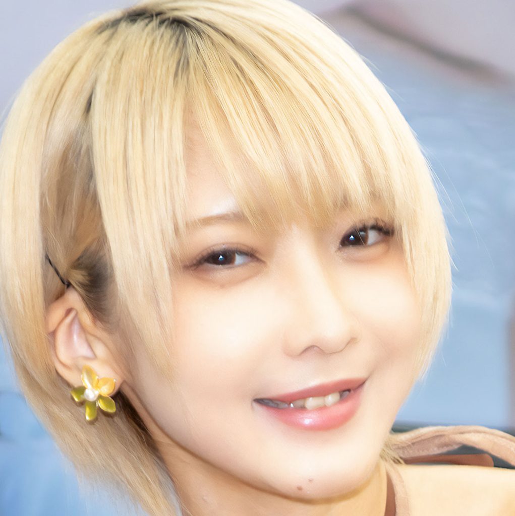 人気コスプレイヤー・火将ロシエルがSNSに投稿した画像が話題に