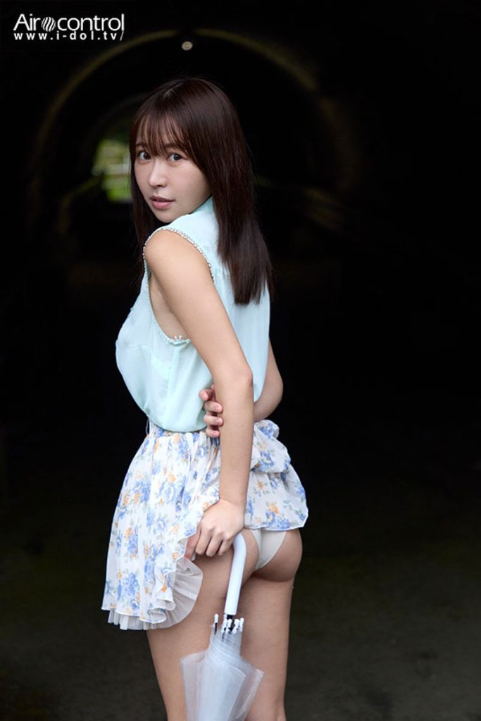 グラビアアイドル平井ことイメージDVD「アレのお手伝い」より