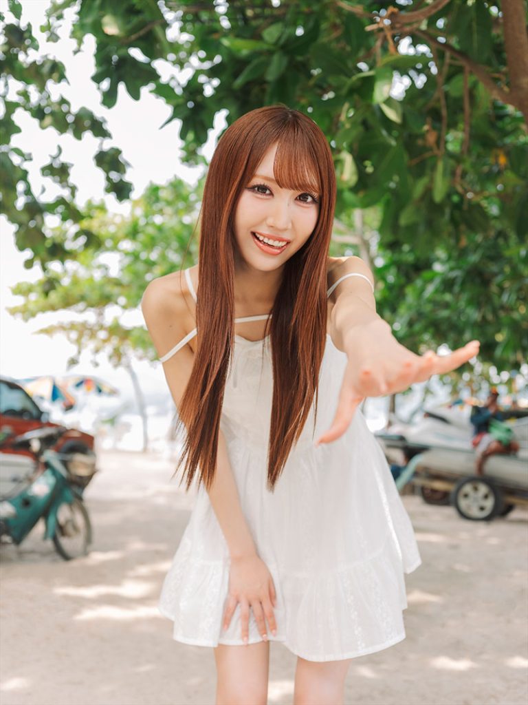 SKE48・野村実代1st写真集『美しい方程式』