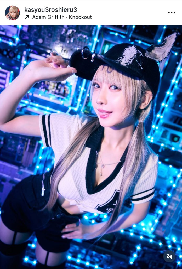 キャップがかわいさを引き立てている1枚