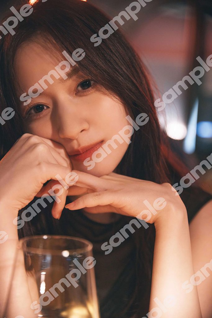 乃木坂46・金川紗耶1st写真集『好きのグラデーション』より紀伊國屋書店特典ポストカード