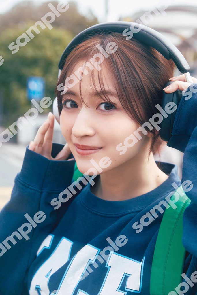 乃木坂46・金川紗耶1st写真集『好きのグラデーション』よりSHIBUYA TSUTAYA特典ポストカード