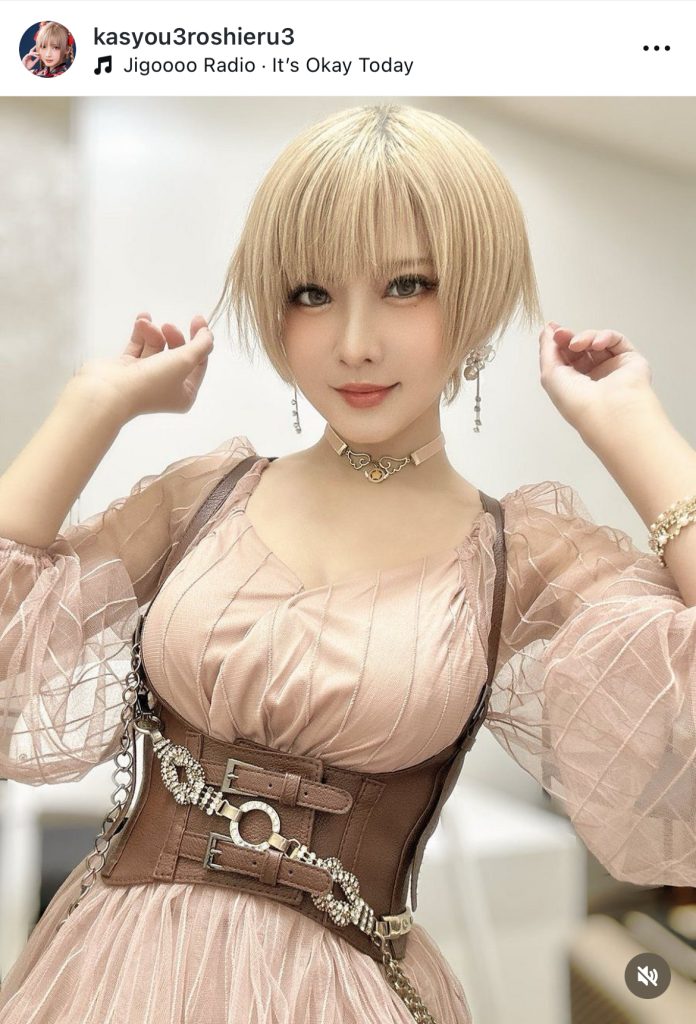 金髪が良く似合っていて美しい