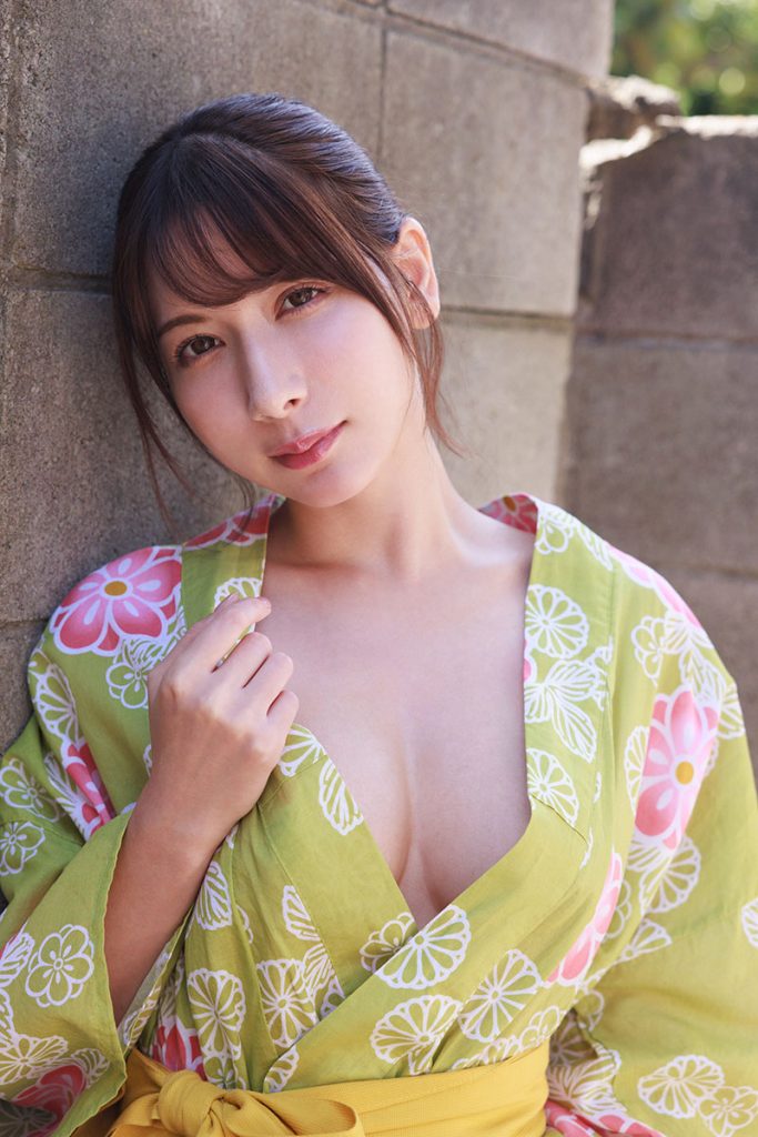グラビアアイドル百合川サシャイメージDVD「チェートヴィルチ」より