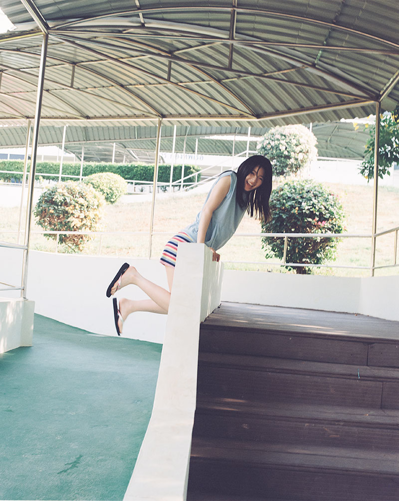 写真集『水光　南琴奈』(小学館)より