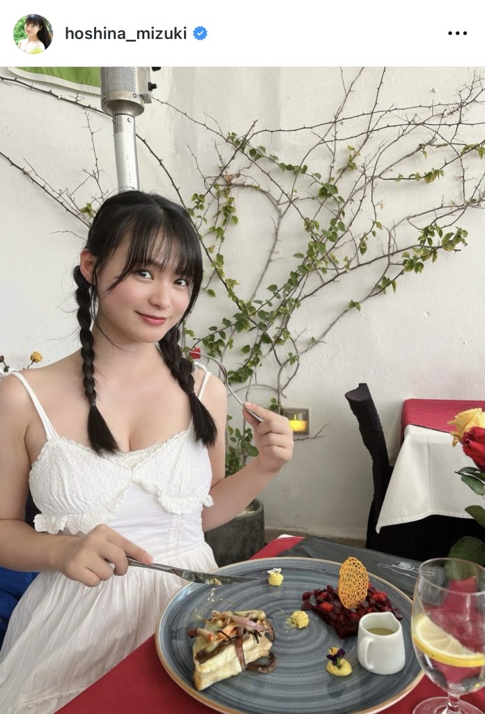 “グラビア界の絶対的エース”星名美津紀が30歳の誕生日にドレス姿を公開