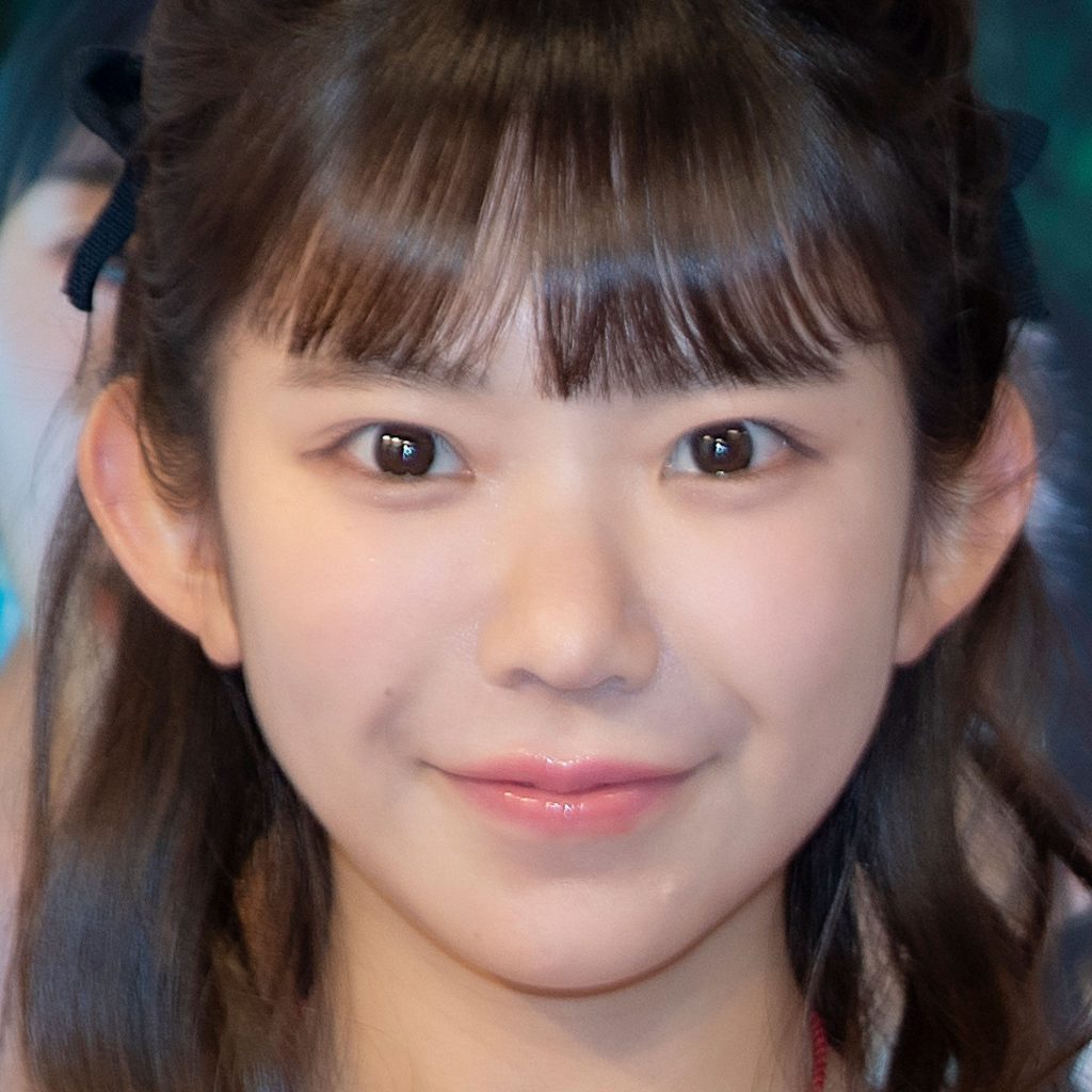 グラビアアイドル長澤茉里奈がSNSに投稿した画像が話題に
