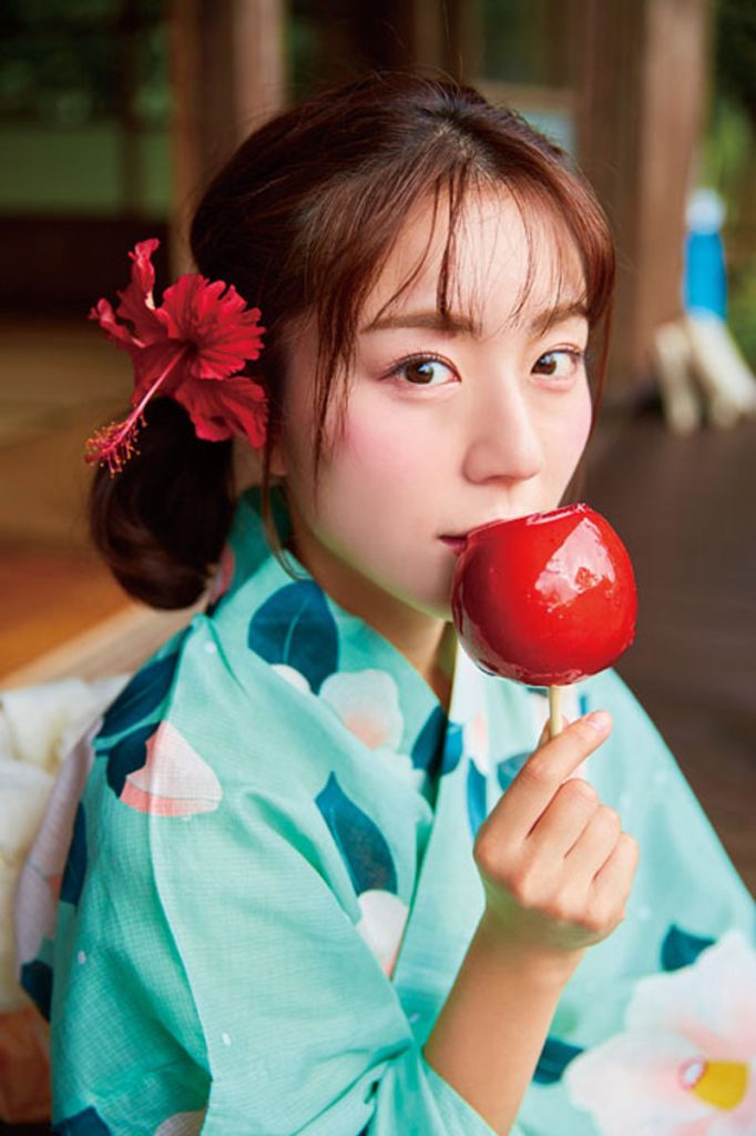 モデル・タレント井手美希イメージDVD「miki together」より