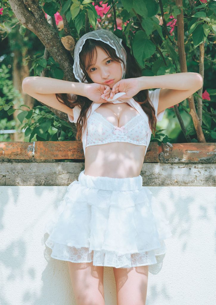 『週刊プレイボーイ27号』(集英社)に登場している一ノ瀬瑠菜