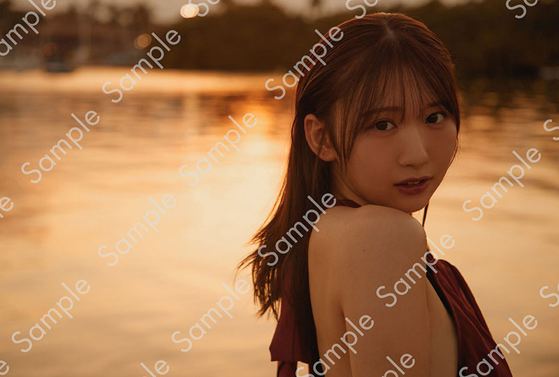 日向坂46藤嶌果歩1st写真集『果実の歩幅』より、書泉・芳林堂書店ポストカード
