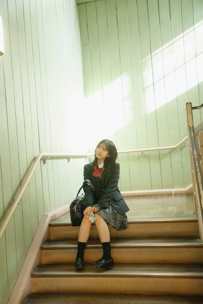 日向坂46藤嶌果歩1st写真集『果実の歩幅』よりSony Music Shop限定カバー版裏表紙
