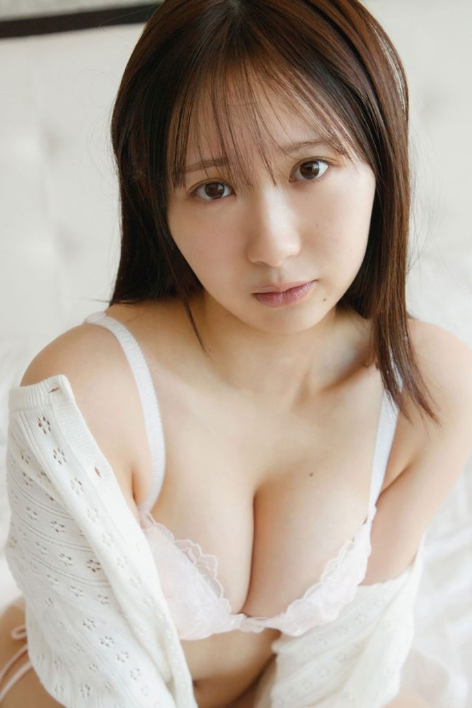 日向坂46藤嶌果歩1st写真集『果実の歩幅』より