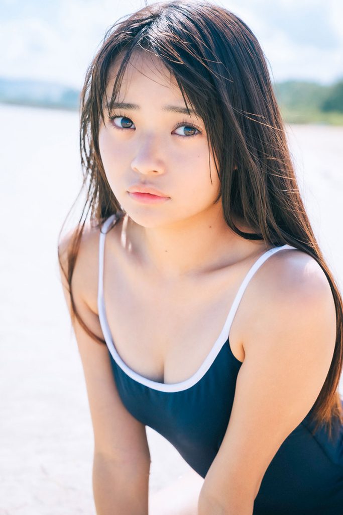 俳優・グラビアアイドル小森香乃イメージDVDより