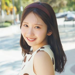 1st写真集発売まで約1週間…藤嶌果歩『週プレ』グラビアに登場