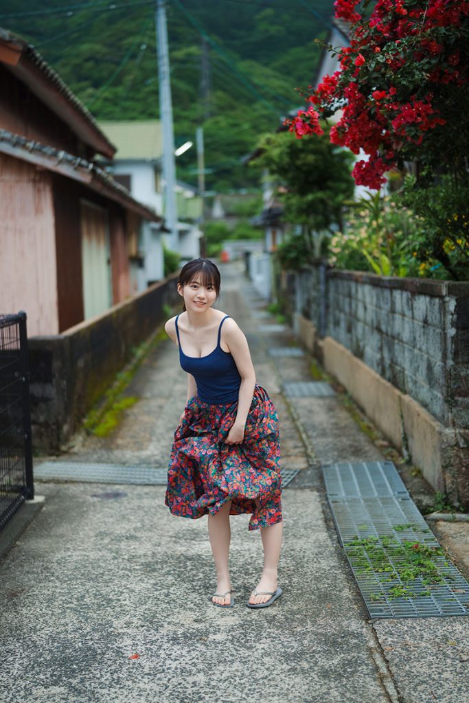 『永岡ゆきね1st写真集』より