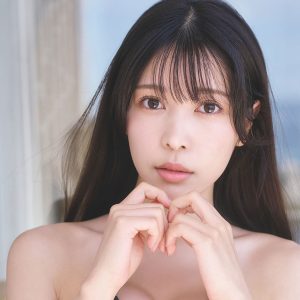 1st写真集も話題…“令和の文化財級ボディ”七瀬なな『週プレ』グラビアを飾る