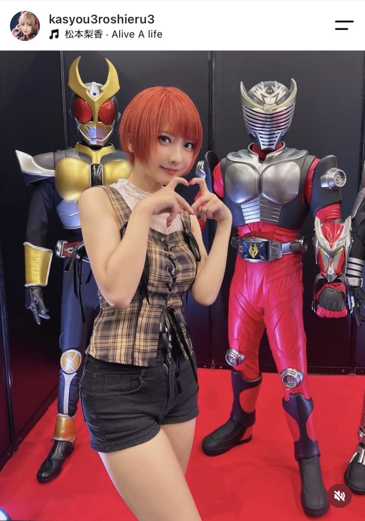 仮面ライダーアギト、仮面ライダー龍騎と記念撮影