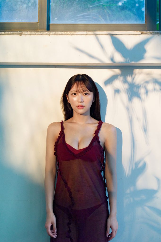 ≒JOY逢田珠里依1st写真集『夏はジュリイ』より封入特典ポストカード