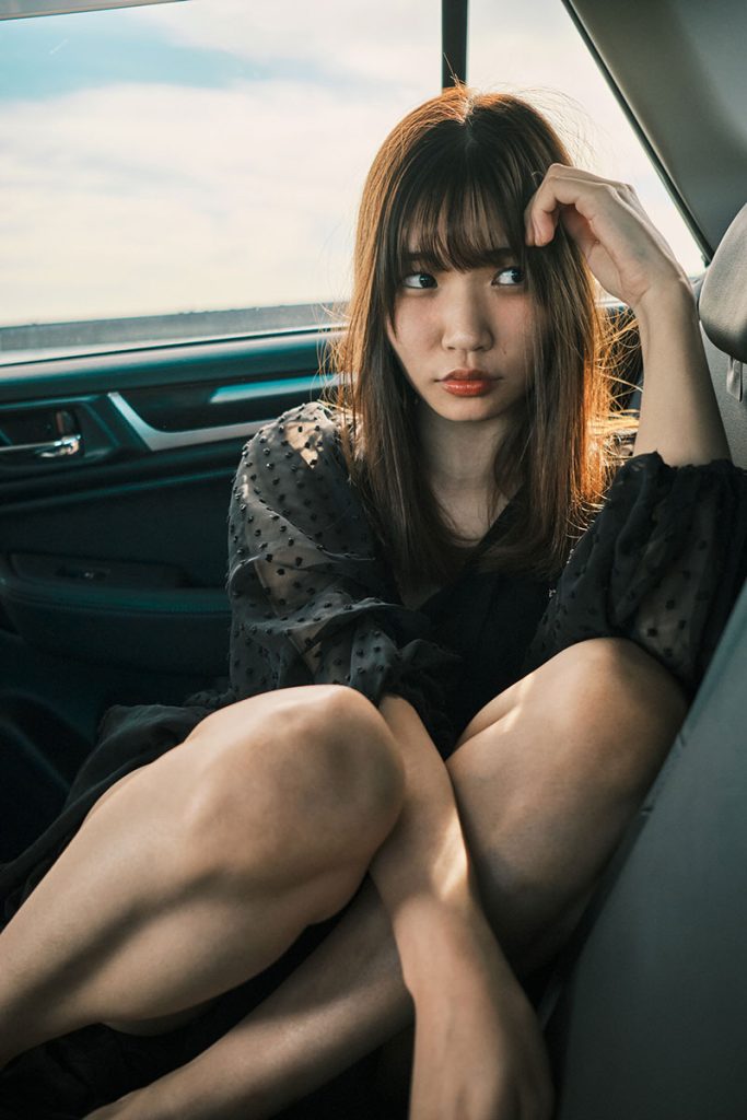 樋口みつは写真集「凡悩ガール 戲脱~Gedatsu~」より