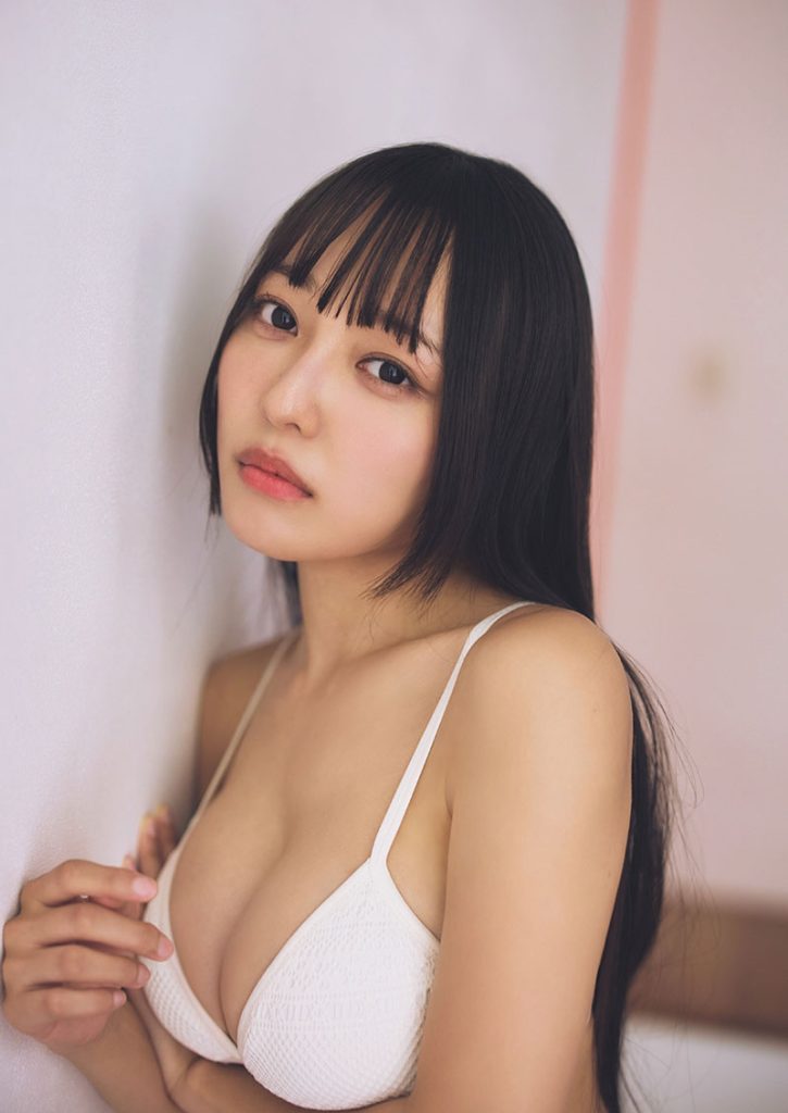 『週刊プレイボーイ37号』に登場しているすずめ