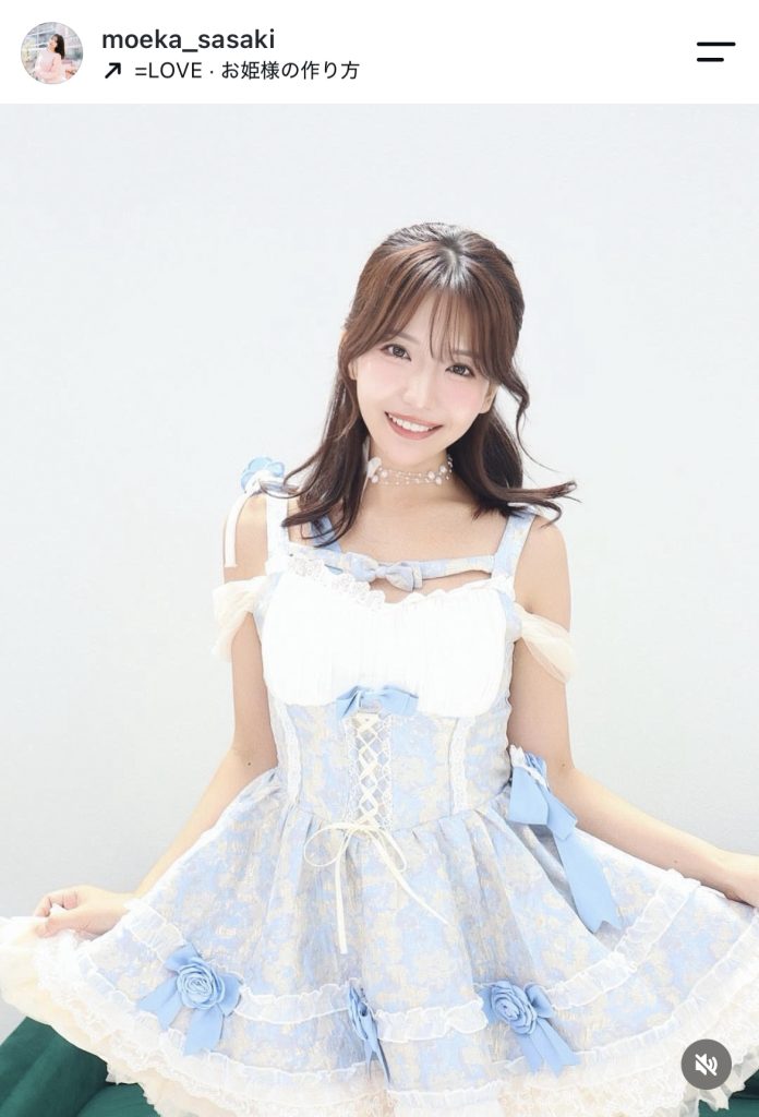 眩し過ぎる撮影会でのアイドル衣装