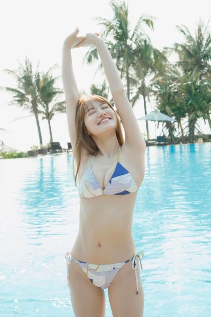 中田花奈3rd写真集『Bougainvillea』より