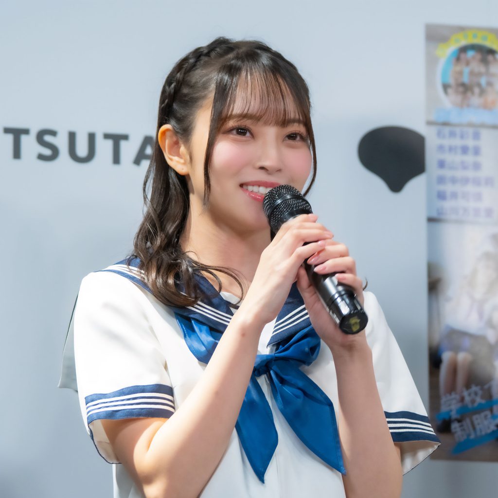 『HKT48 15th ANNIVERSARY BOOK 青春謳歌！』発売記念取材会に出席したHKT48・竹本くるみ
