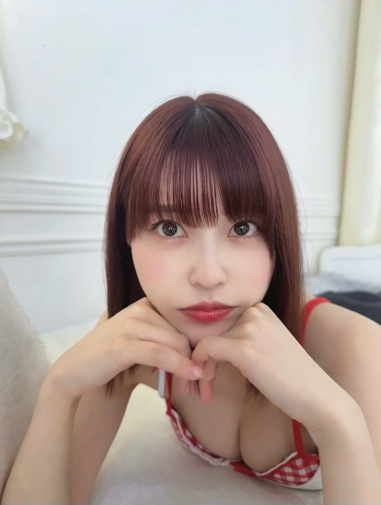 ※画像は岸明日香オフィシャルInstagram(aspoo02)より