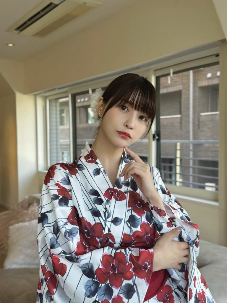 ※画像は岸明日香オフィシャルInstagram(aspoo02)より