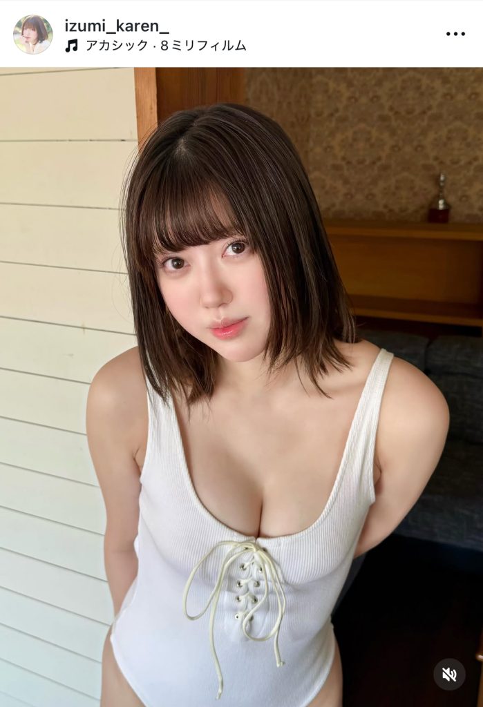 はち切れそうな水着姿
