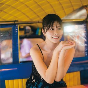 冴木柚葉1st写真集タイトル＆表紙解禁　青いブラウスの“素肌ショット”が通常版に