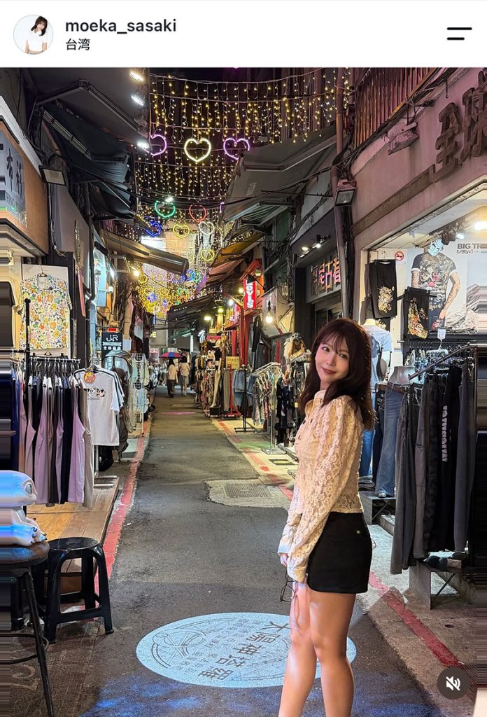 グラビアアイドル佐々木萌香が台湾でのオフショットを公開