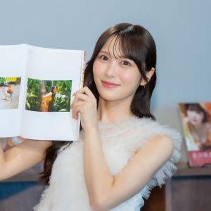 ≒JOY逢田珠里依「21歳はもっとニアジョイに貢献したい」写真集発売で自信ついた1年を振り返る