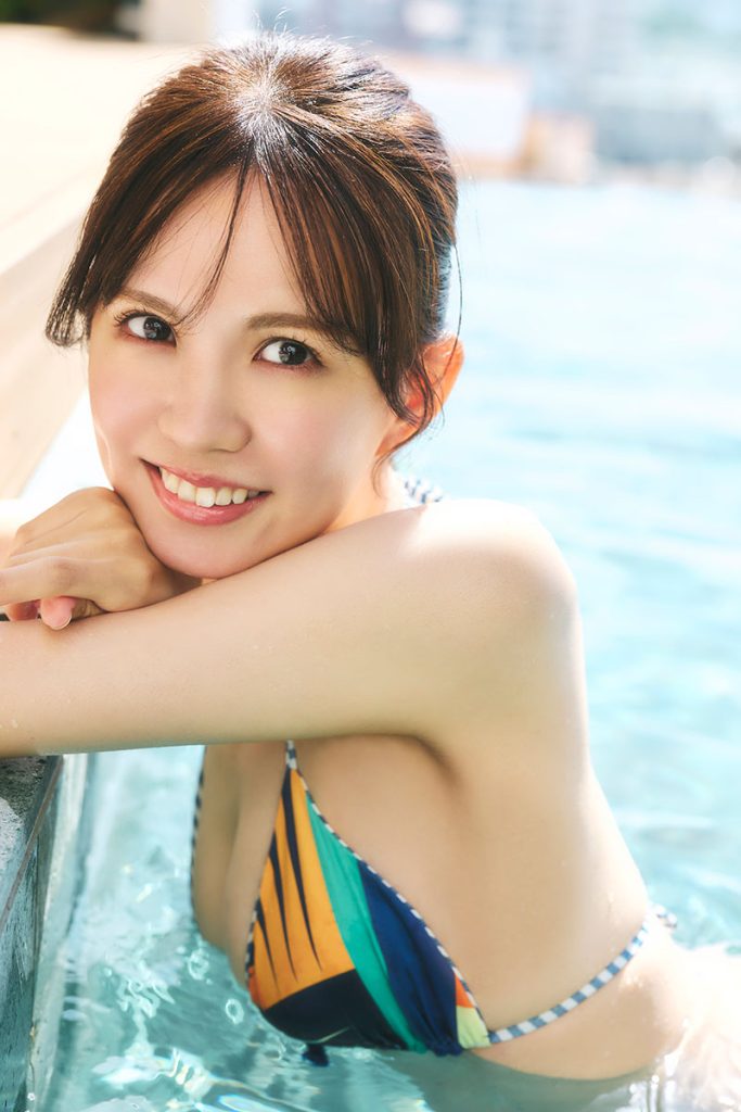 岡本彩夏1st写真集『すきだらけ』