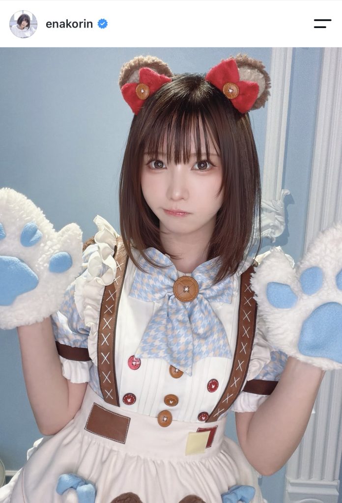 キュート過ぎるコンカフェの制服姿